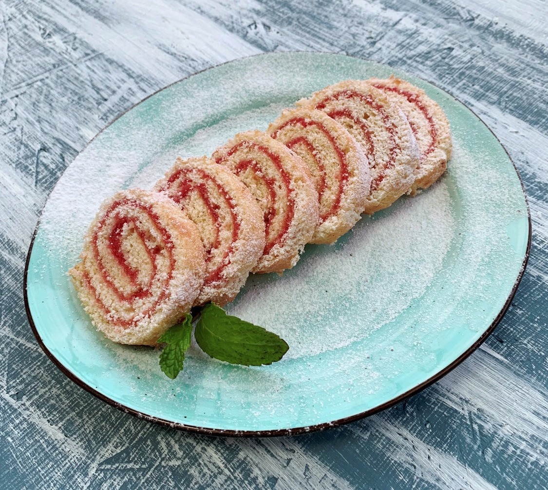 Рулетик бисквитный с джемом, 30г