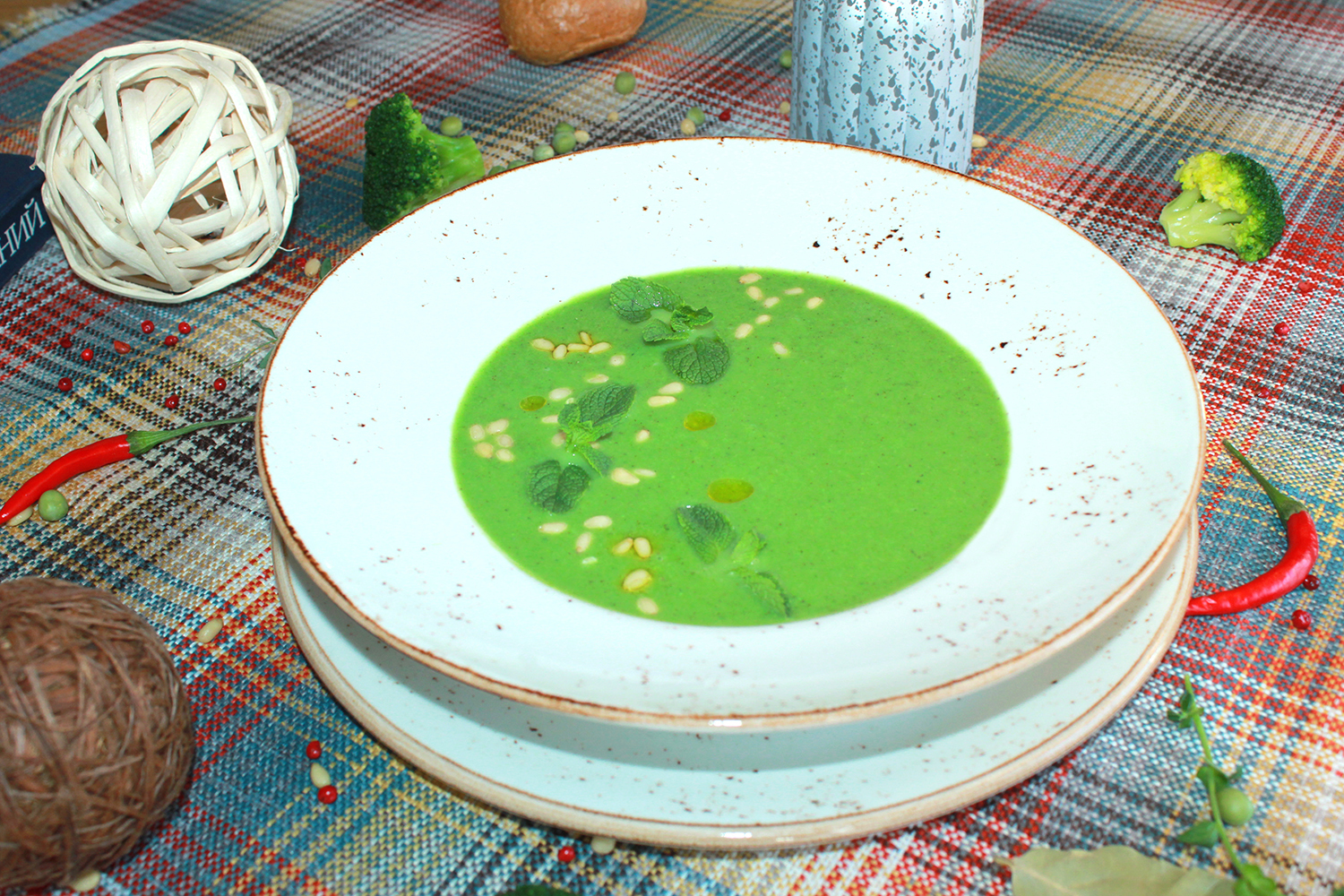Суп пюре из брокколи и зеленого горошка, 250 г